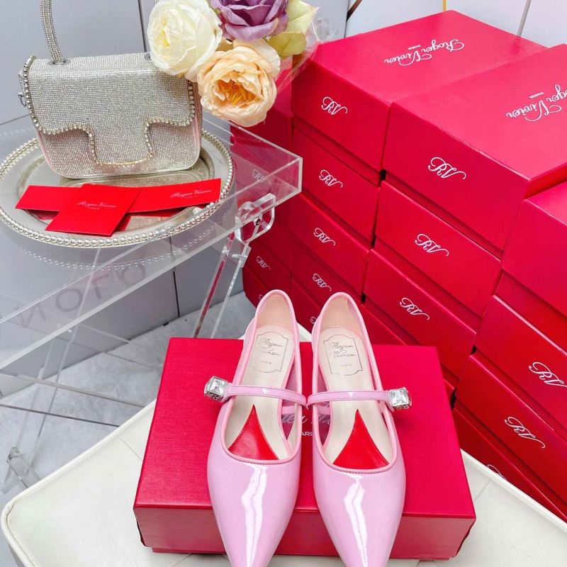 roger u1u1er flat shoes